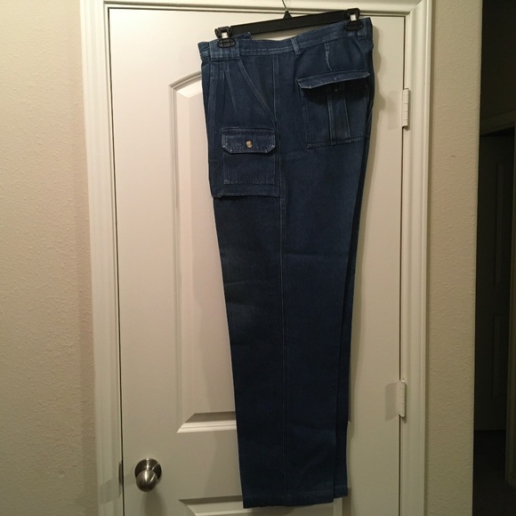 Cabela’s men jeans - Picture 1 of 2